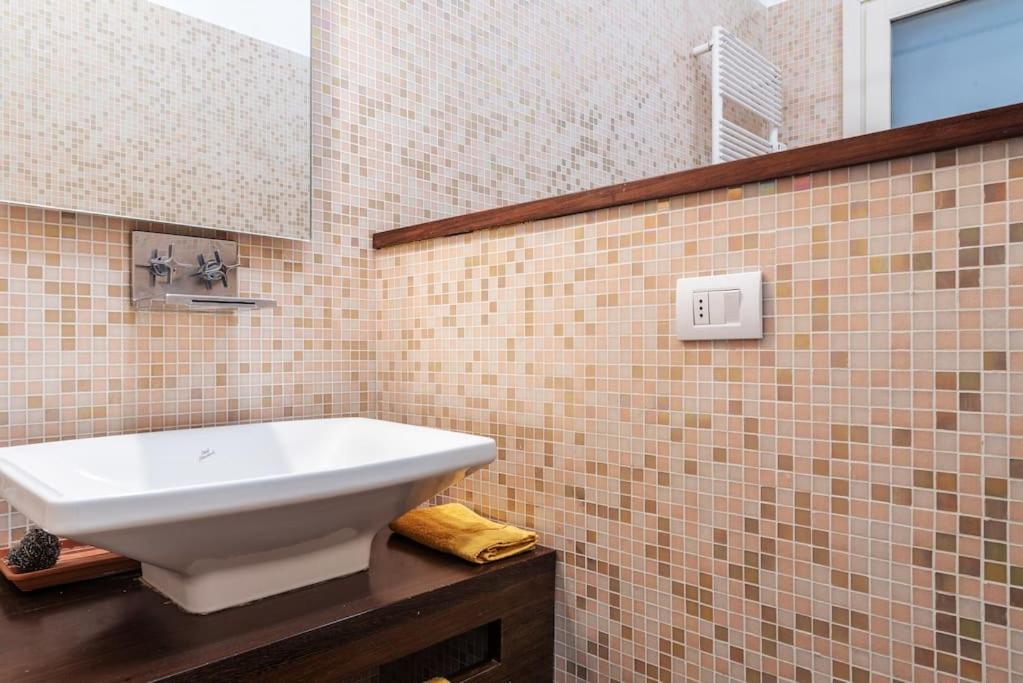 Orazio Flexyrent Apartment Milánó Kültér fotó