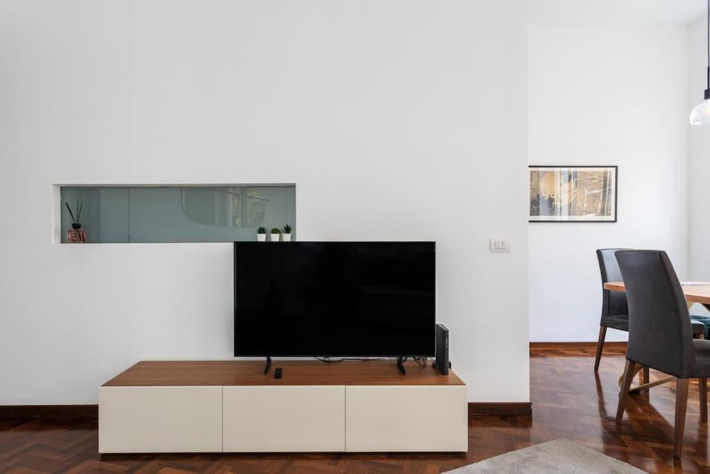 Orazio Flexyrent Apartment Milánó Kültér fotó
